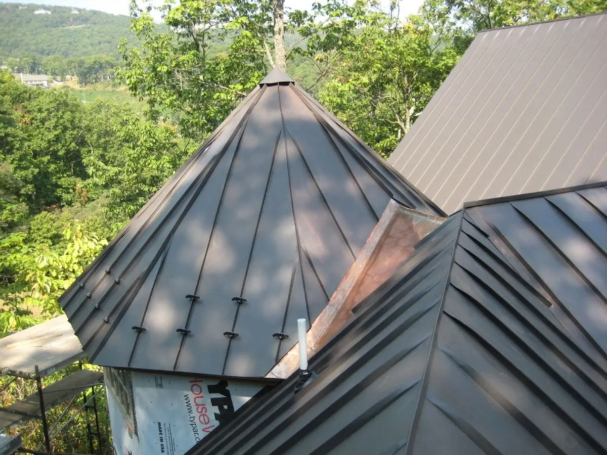 Professional Shingle Replacement & Repair by Craftsman Roofing in Waterman Meadows